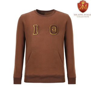 ไอโอตา ฟิ ทีตา |   เสื้อสเวตเชิ้ตคอกลมลายตัวอักษรกรีกสไตล์เฮอริเทจสำหรับผู้ชาย ทรงปกติ มีกระเป๋า ดีไซน์ตัวอักษรสีน้ำตาลทอง ผ้าฝ้าย 100% - Product Image 2