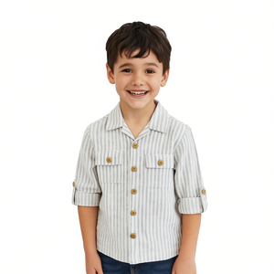 Chemise rayée blanche et grise en mélange de lin pour garçons, confortable et élégante - Product Image 3
