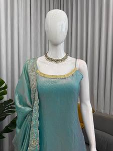 Salwar Kameez de Lujo Azul Aqua con Bordado, Kurti con Tirantes Finos, Dupatta de Organza de Diseñador, Atuendo Étnico para Fiestas de Invierno - Product Image 5