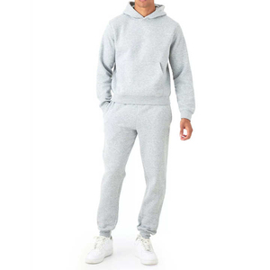 Conjunto Deportivo de Felpa Ajustado a la Moda para Hombre, Pantalones Deportivos Unisex Hechos en Pakistán - Conjuntos Deportivos al por Mayor - Product Image 6