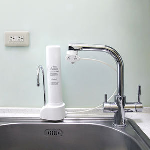 Máquina de filtro de agua Manual para el hogar de 10 pulgadas Sistema de filtración de plástico de escenario - Product Image 3