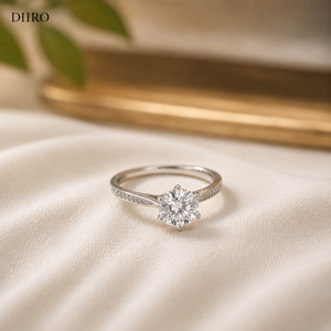 Bague de fiançailles élégante en argent sterling 925 avec moissanite, bijou en diamant rond brillant - Product Image 2
