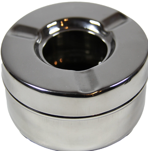 Elegante cenicero de metal dorado con textura detallada de alas de cisne y soporte para cigarrillos, disponible a precios de mayorista. - Product Image 5