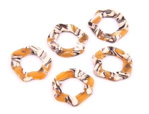 Boucles d'oreilles pendantes en résine pour femmes, design tendance avec de nouveaux styles, accessoire de mode authentique - Product Image 2