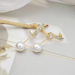 Nouvelles boucles d'oreilles pendantes en perles d'eau douce Edison de 10-11 mm, design français, rondes et légèrement imparfaites - Product Image 5