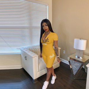 Combinaison Jaune Femme à Manches Courtes Col Polo Taille Haute Coupe Ajustée Imprimé Lettres Printemps-Été Style Urbain - Product Image 4