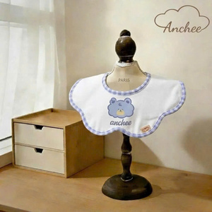 Babero de algodón orgánico certificado GOTS con cuello floral – Babero de alimentación para recién nacidos con estampado adorable, suave, grueso y altamente absorbente - Product Image 3