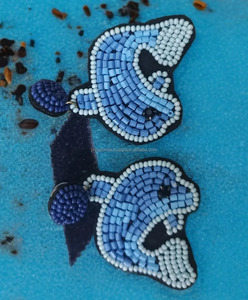 ต่างหูลูกปัดปลาโลมาทำด้วยมือเครื่องประดับสัตว์ทะเลปักลายธีมมหาสมุทรต่างหูลูกปัดน่ารักสั่งทำ - Product Image 3