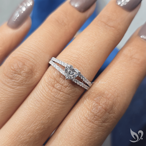 แหวนเพชรรูปหัวใจ 0.5 กะรัต ดีไซน์โรแมนติก ตัวเรือนทองคำขาว ประดับเพชรแบบสปลิตพาเว่ พร้อมใบรับรอง IGI เพชรหลักที่เพาะเลี้ยงในห้องปฏิบัติการ - Product Image 4