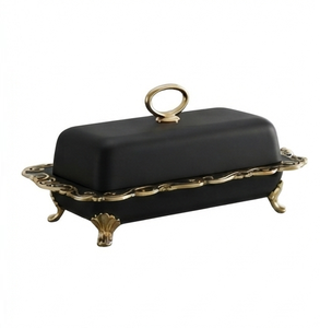 Beurrier en aluminium noir mat au design classique avec couvercle, vaisselle de cuisine en métal poli pour la conservation de la fraîcheur - Product Image 2