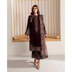 Conjuntos de mujer sofisticados Esplendor de terciopelo real con un toque de elegancia - Product Image 3