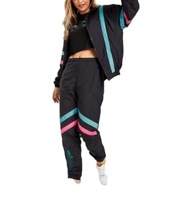 Veste de survêtement coupe-vent imperméable légère et respirante en polyester pour streetwear et activités de plein air - Product Image 1