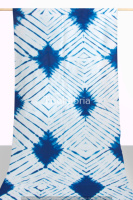 Tissu en coton bio tie-dye imprimé à la main blanc ou bleu, idéal pour les robes et les vêtements occidentaux