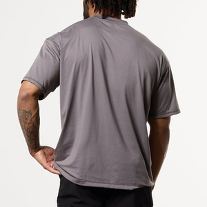 Camiseta Casual de Punto para Hombre, Cuello Redondo, Manga Corta, Color Gris, Corte Regular, Diseño Liso Teñido - Product Image 2