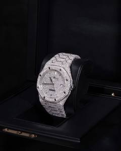 Montre de sport de luxe pour homme en acier inoxydable avec moissanite VVS, pierres de couleur D, design octogonal élégant, artisanat haut de gamme - Product Image 4