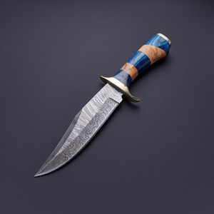Cuchillo de Caza Premium Hecho a Mano de Acero de Damasco, Cuchillo de Supervivencia para Acampar al Aire Libre con Hoja Fija Personalizada y Mango de Resina de Madera Exótica - Product Image 2