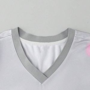 เสื้อฟุตบอลตาข่ายคอวีสำหรับผู้หญิงแบบสั่งทำพิเศษ เสื้อยืดกีฬาแบบครอป ระบายอากาศได้ดี ชุดฝึกซ้อม รับผลิตแบบ OEM ODM ขายส่ง - Product Image 4