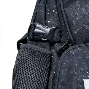 Bolsa de Animadoras ROBUST INDUSTRIES, de Nailon y Poliéster, Capacidad de 30-40L, Diseño Ligero, Correas Ajustables, Gran Espacio, Corta - Product Image 4