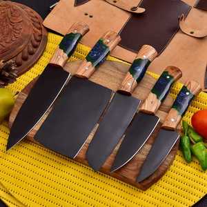 Ensemble de couteaux de chef en acier carbone faits à la main, 5 pièces, avec lames droites, manches en bois de rose et résine, design ambidextre, sac en cuir - Product Image 3
