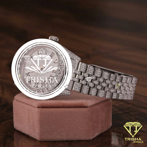 Montre de luxe entièrement sertie de diamants Moissanite avec bracelet Jubilé haut de gamme et finition en or blanc de créateur - Product Image 1