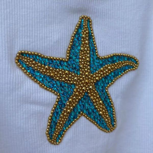 Abalorios de diseño rojo con cuentas de semillas, dijes de estrella personalizados con personajes, estilo de nueva tendencia, regalo para niña, para manualidades con cuentas. - Product Image 2