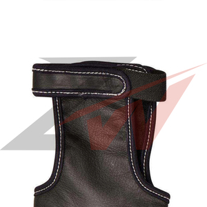 Gants de Tir à l'Arc Premium en Cuir de Vachette Pur, Gants de Tir à l'Arc Américains à Demi-Doigts, Protection Réglable pour le Poignet, Extérieur - Product Image 2