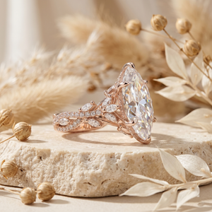 แหวนหมั้นเพชรทรงมาร์คีส์สุดหรู ทองคำขาว 18K ประดับด้วยลายดอกไม้ - Product Image 3