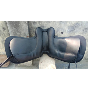 Nueva Silla de Doma Inglesa de Cuero Genuino de Alta Calidad, Silla de Montar de Cuero Genuino para Caballos, Bellamente Diseñada para Caballos de Paso - Product Image 5