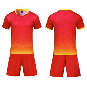 Maillot de football SHAFIQ SPORTS orange pour adulte, manches courtes, 100 % polyester, séchage rapide, respirant, col rond, imprimé en sérigraphie - Product Image 4