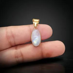 Pendentif ovale en laiton avec cabochon en pierre de lune arc-en-ciel, bijoux en pierres précieuses naturelles, vente en gros - Product Image 2