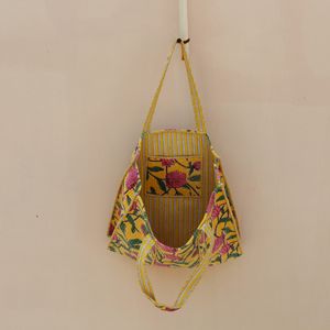 Bolsa de Mano de Algodón Acolchada con Diseño Floral, Ecológica, Reversible, con Cierre de Cremallera, para Mujer, Venta al Por Mayor - Product Image 4