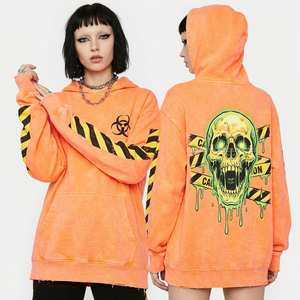 Sudadera con capucha multicolor de 350GSM con efecto tie-dye en espiral para mujer, con logo Trident en el pecho, estampado de calavera de pez león en la espalda y mangas con efecto desgastado. - Product Image 2