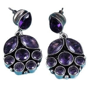 Boucles d'oreilles pendantes en argent oxydé faites à la main avec améthyste |   Bijoux ronds style bohème |   Boucles d'oreilles bohèmes pour femmes en gros, directement de l'usine - Product Image 1