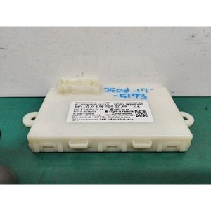 โมดูลควบคุมระบบ Keyless Go สำหรับรถยนต์ซีรีส์ 2 ปี 2014-2021 มือสอง ของแท้ OEM รหัส A2129009729 - Product Image 2