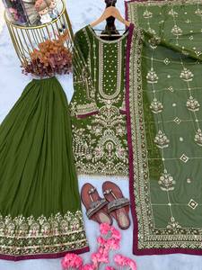 Ensembles de pantalons palazzo pour femmes, ensembles en tissu lawn pakistanais, ensembles en faux georgette de créateur pour femmes, vêtements indiens et pakistanais - Product Image 5