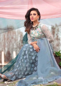 Sari Bordado para Mujer, Diseño Étnico de Lujo, para Fiesta, Boda, Novia, en Chifón y Georgette - Product Image 2
