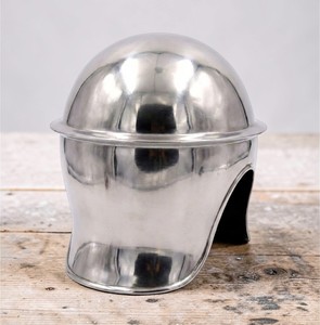 Casque d'armure en métal antique - Product Image 2