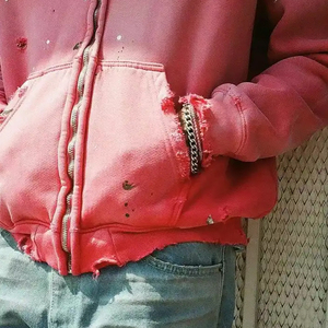 เสื้อฮู้ดดี้ผู้ชายสไตล์วินเทจ แต่งโลโก้แบบทำเก่า ขาดรุ่ย ทรงโอเวอร์ไซส์ ผ้าฟอกสี ทรงบ็อกซี่ ป้องกันการหดตัว มีกระเป๋า - Product Image 6