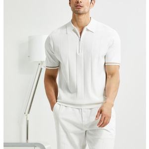 เสื้อเชิ้ตผู้ชายสีน้ำเงินกรมท่า คอสูง แขนสั้น ผ้าถัก 100% คอตตอน ระบายอากาศได้ดี แต่งขอบตัดกัน ทรงปกติ สวมใส่สบาย สีพื้น - Product Image 2