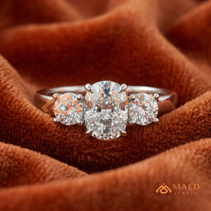 Sterling Silver Oval & Round Cut Solitaire – Classic Three-<b>Stone</b> Statement Band Lab-Diamond Simulant Engagement Style - Product Image 1