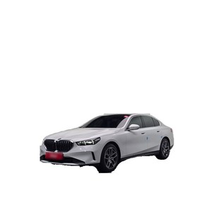 บีเอ็มดับเบิลยู ซีรีส์ 5 รุ่น 520i ปี 2024 ระยะทาง 37,123 กม. เกียร์อัตโนมัติ เบาะหนัง พร้อมกล้องมองหลัง พวงมาลัยซ้าย - Product Image 1