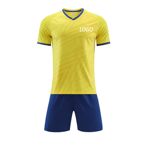Uniforme de fútbol personalizado con tela suave para mayor comodidad, uniforme de fútbol con material ligero para mayor movilidad, conjunto de camiseta de fútbol - Product Image 4