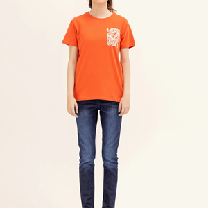 เสื้อยืดคอกลมสีส้มสำหรับผู้หญิง แขนสั้น ลายดอกไม้ สไตล์ลำลอง ผ้าเจอร์ซีย์เนื้อฝ้าย 100% ระบายอากาศได้ดี เหมาะสำหรับใส่ในฤดูใบไม้ผลิและฤดูร้อน - Product Image 4