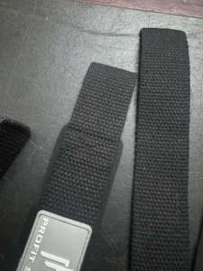 Sangles de musculation noires en néoprène rembourré avec coton pour la musculation, le powerlifting et l'haltérophilie - Product Image 5