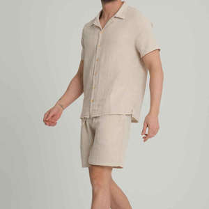 Ensemble Polo et Short Homme de Haute Qualité – Personnalisé pour l'Été – T-shirt Polo et Short Entièrement Boutonnés Couleur Unie Manches Courtes - Product Image 3