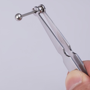 เครื่องมือหนีบจิวเวลรี่แบบมืออาชีพสำหรับการติดตั้งเครื่องประดับอย่างปลอดภัย ใช้ได้กับจมูก หู ริมฝีปาก และสะดือ - Product Image 6