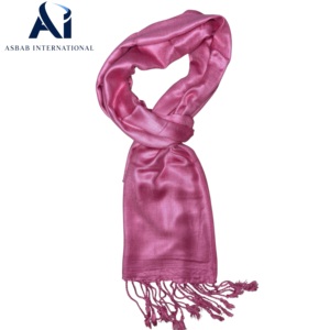 Fabricante y Exportador de Bufandas de Pashmina de Viscosa al por Mayor |   Chal de pashmina suave liso al por mayor, mejor precio al por mayor - Product Image 5