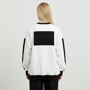 Sweat-shirt blanc à col rond pour femme, imprimé avec logo noir sur le devant, coupe ample, en coton tricoté, pour l'hiver - Product Image 3