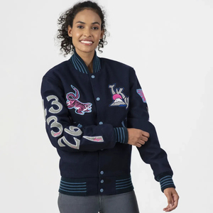 Chaqueta Universitaria de Cuero OEM con Bordado de Parches Personalizados, Marca Personalizada, Color Sólido, Lisa, Chaqueta Universitaria para Mujer, Estilo Letterman - Product Image 2