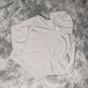 ผู้ผลิตสินค้าพร้อมส่ง ODM เสื้อฮู้ดดี้โอเวอร์ไซส์หนานุ่ม สไตล์สตรีทแฟชั่นฤดูหนาว ลายกราฟิกพิมพ์นูน ประดับเพชร rhinestone vvs - Product Image 2
